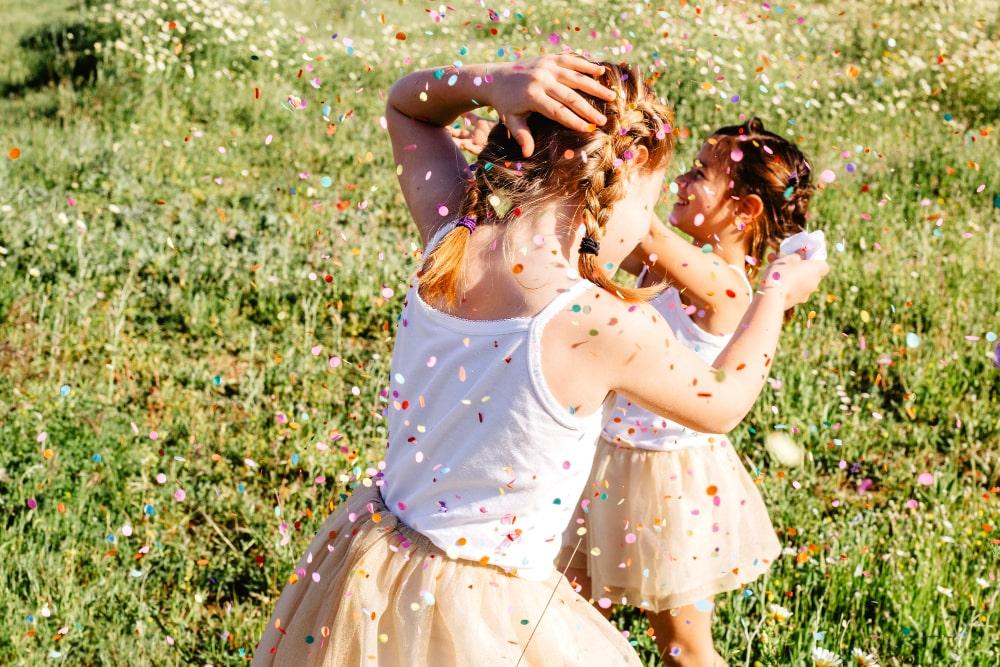 Chasse aux couleurs du printemps Chasse aux couleurs du printemps - activité de printemps pour enfants